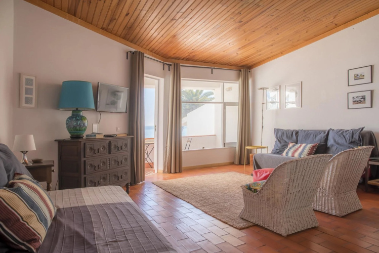A29 - Calheta House in Luz