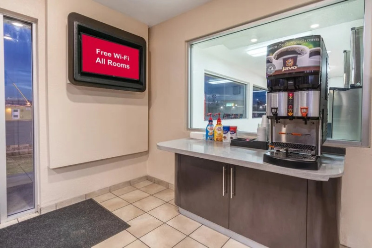 Motel 6 Phoenix Black Canyon