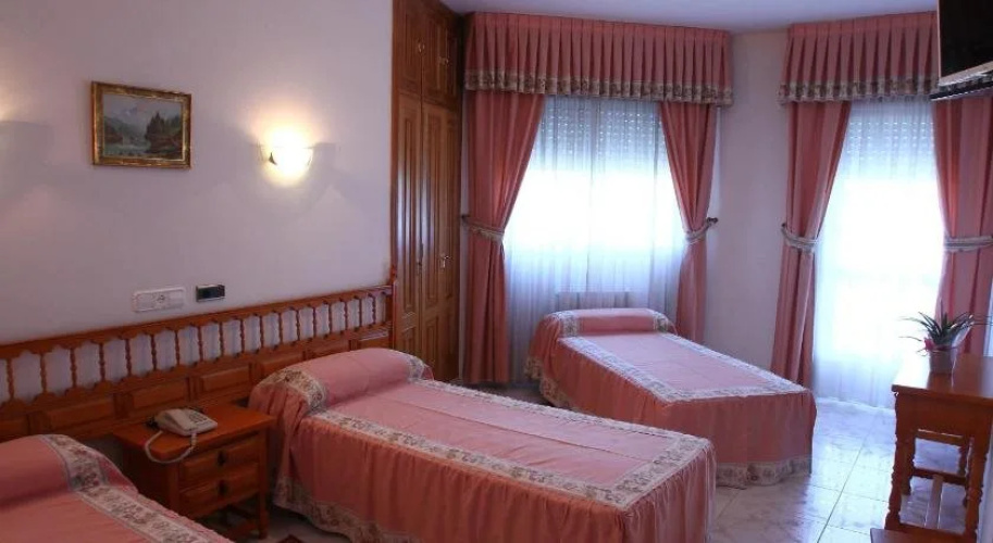 Hotel JR
