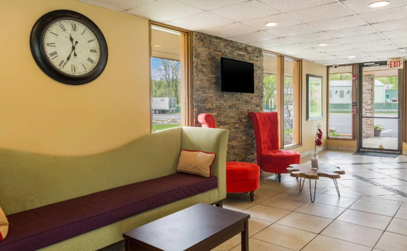 Rodeway Inn & Suites Stroudsburg - Poconos