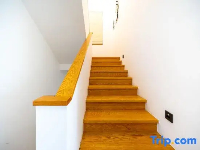 Tonglu DG Homestay