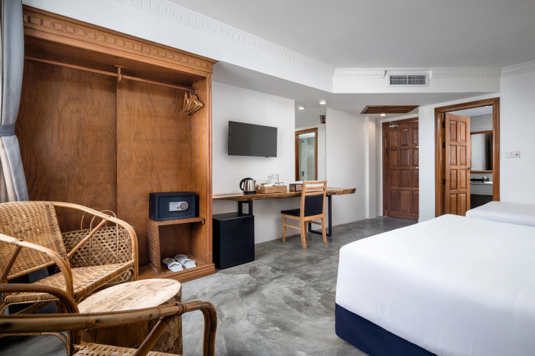 Pacific Hotel, Phnom Penh