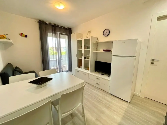 Modern Apartment With Balcony