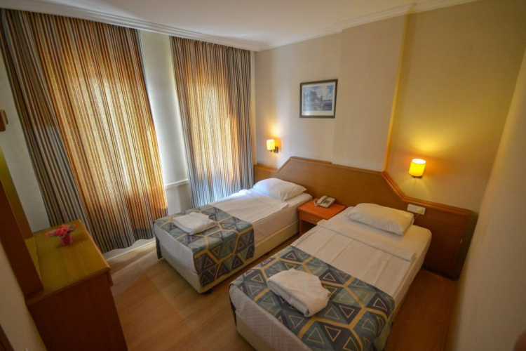 Select Apart Hotel
