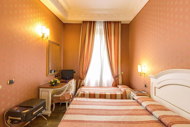 Hotel La Lumiere di Piazza di Spagna