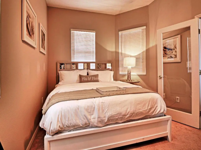 Harborview Grande 700 Waterfront Condo