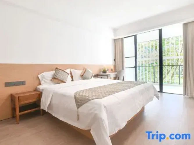 2 Bedrooms Business Double Apartment