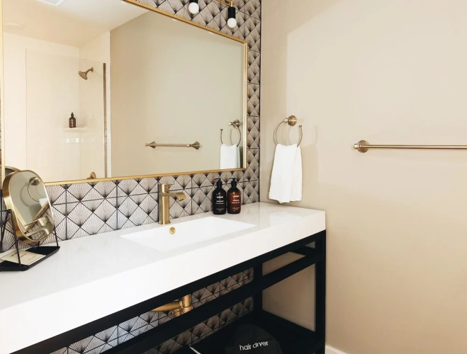 Double Suite