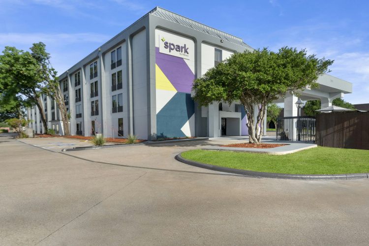 Spark By Hilton Grand Prairie - Fort Worth