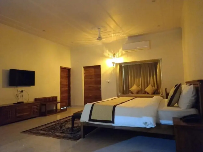 Roop Garh Palace