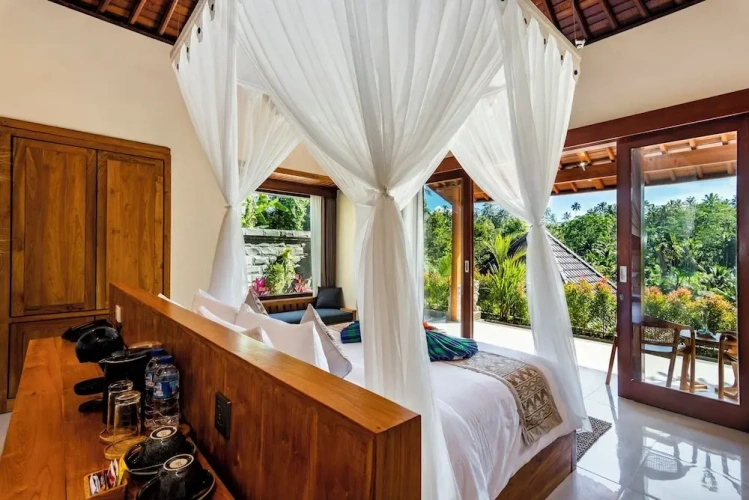 Deluxe Villa