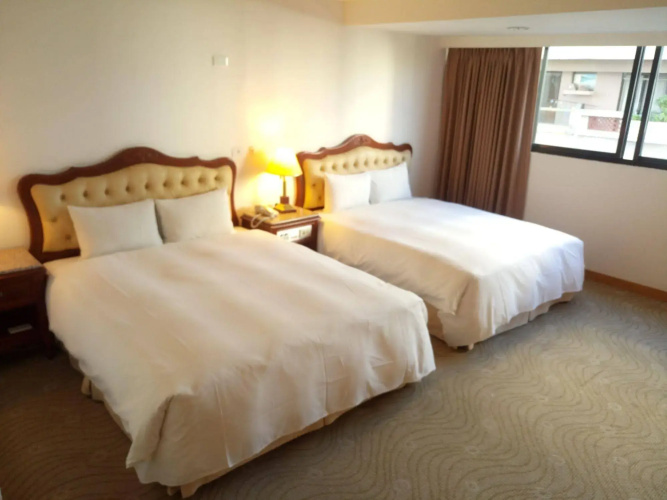 Hua Tong Hotel