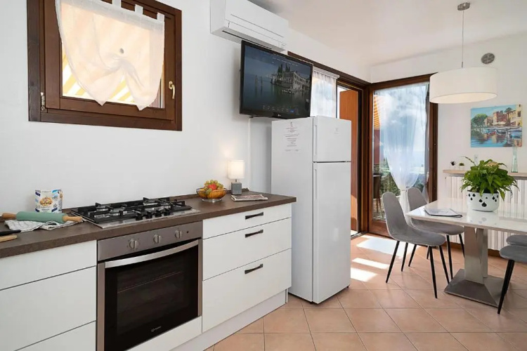 APARTMENT BLANCO - Regarda Travel