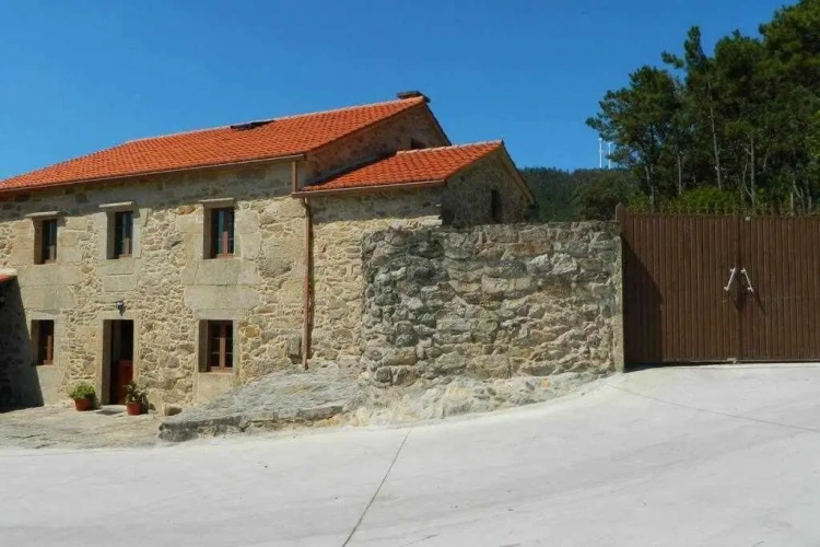 6 Bedrooms Cottage
