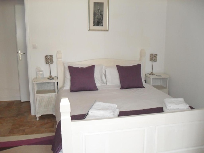 Standard Double Basement room