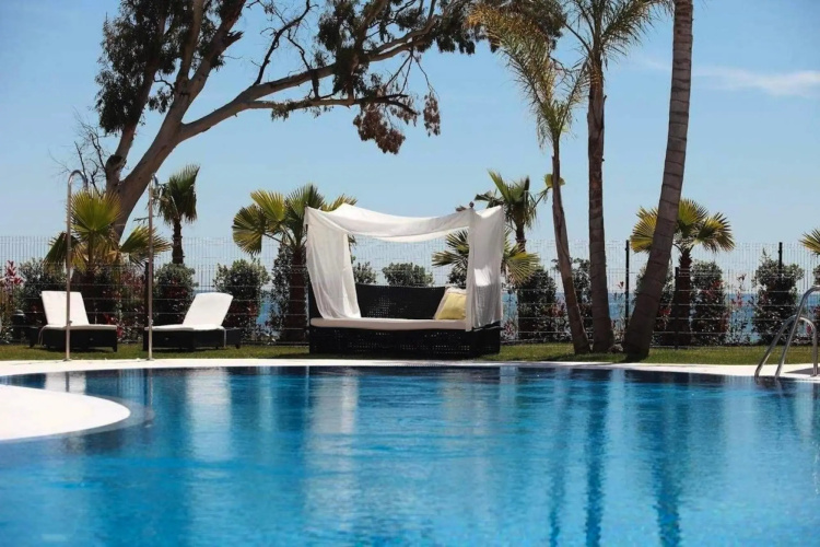 125 - Beach apartment - Private pool