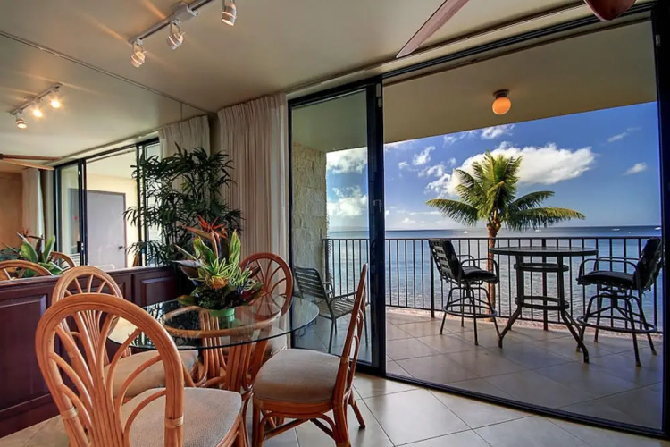 Kihei Beach #307 by Ali'i Resorts