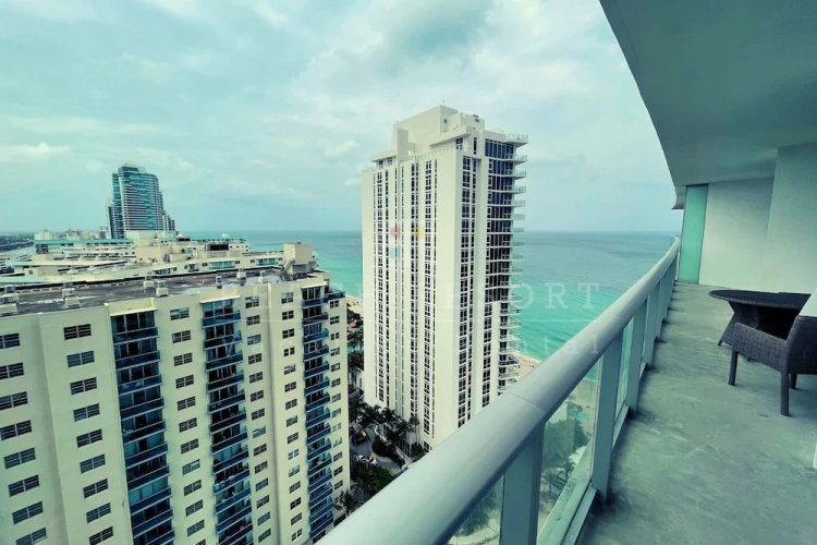 2 Bedrooms Deluxe Apartment