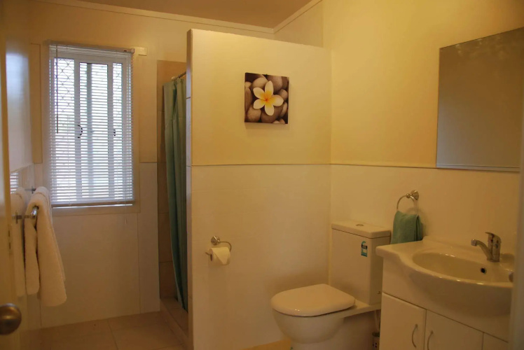 Coral Sands Apartments