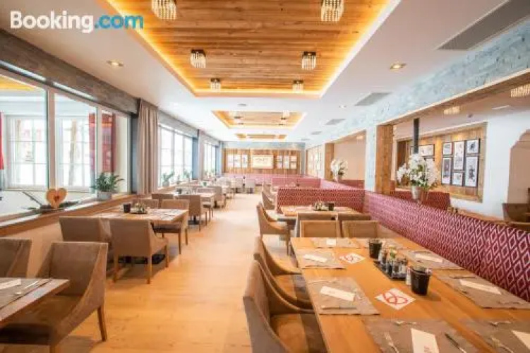 Superior Hotel Edelweiss