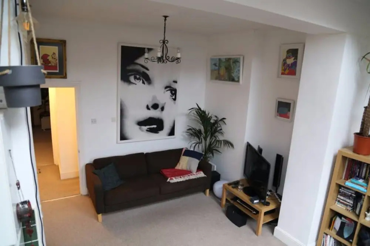 1 Bedroom Flat With Skylights Sleeps 2