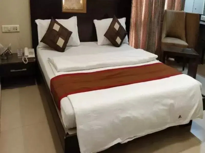 Hotel Apna Avenue