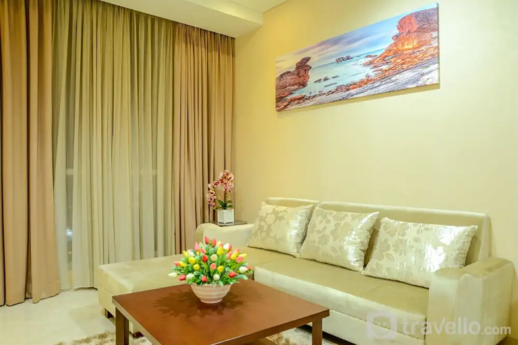 Spacious Four Winds Apartment with City View
