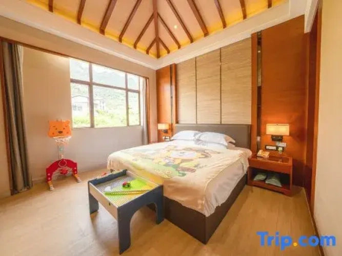Twin Family Villa