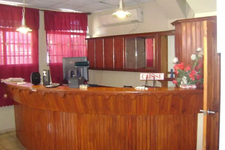 Caribbean Hotel Cayes