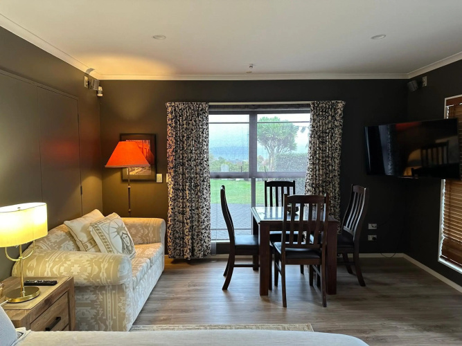 Lakeview Holiday Hideaway