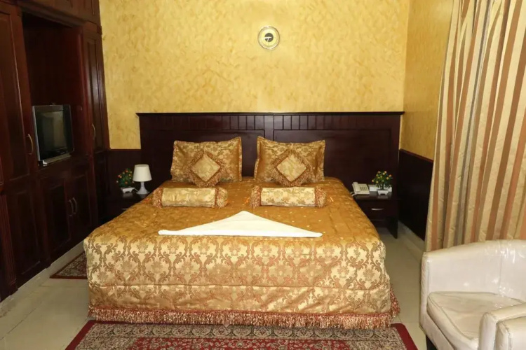 Al Amana Hotel