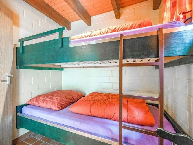 3 Bedrooms Deluxe Cottage with balcony