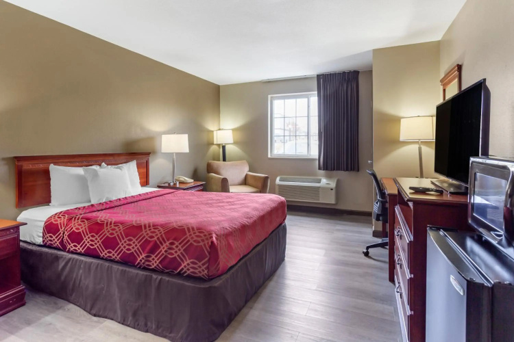Econo Lodge Inn & Suites Dickson