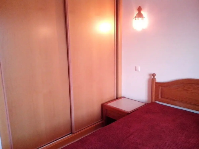 2 Bed Flat - Sleeps 4 - Parking - Wifi