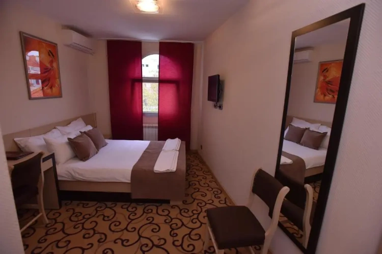 Deluxe Single room
