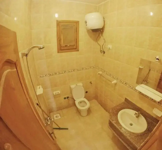 A5ena House
