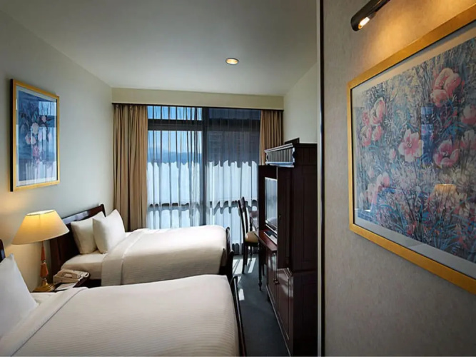 Real Point Suites at Times Square