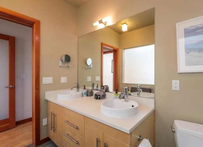 ALOFT-River View-AC-5BR/2.5BA