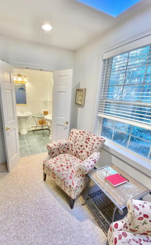Otters Pond Bed & Breakfast - Orcas Island