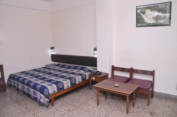 Gautam Hotel