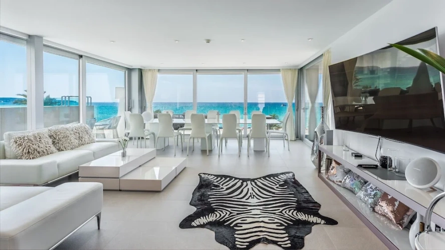 2 Bedrooms Deluxe Penthouse room with balcony