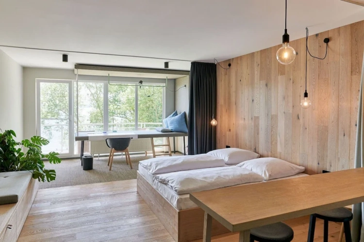 Comfort room with balcony