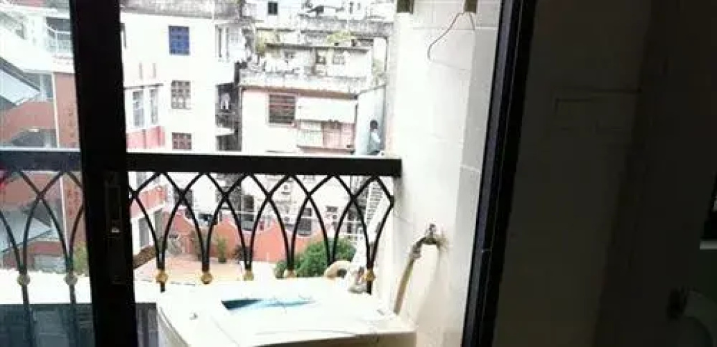 Jiangnan Renjia Hotel