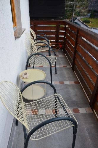 2 Bedrooms Triple Apartment
