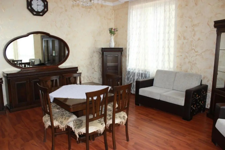 35 Pushkin Street
