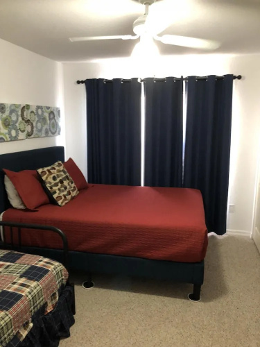 4601 YR - Seven Dwarfs - Amazing 3 Bed