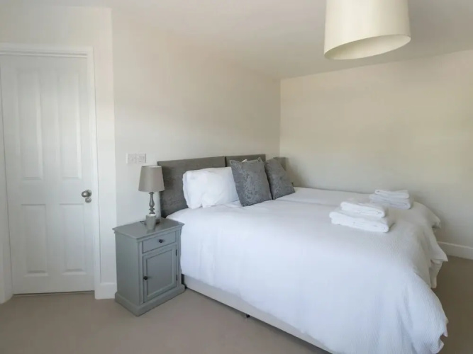 Cove Lodge