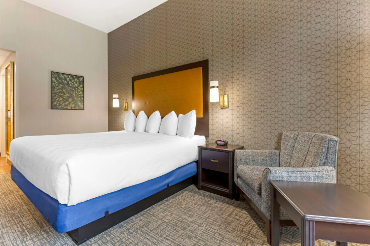 Best Western Plus Grant Creek Inn photo 8