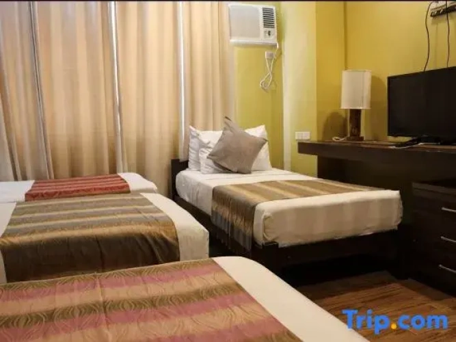 Quadruple Suite