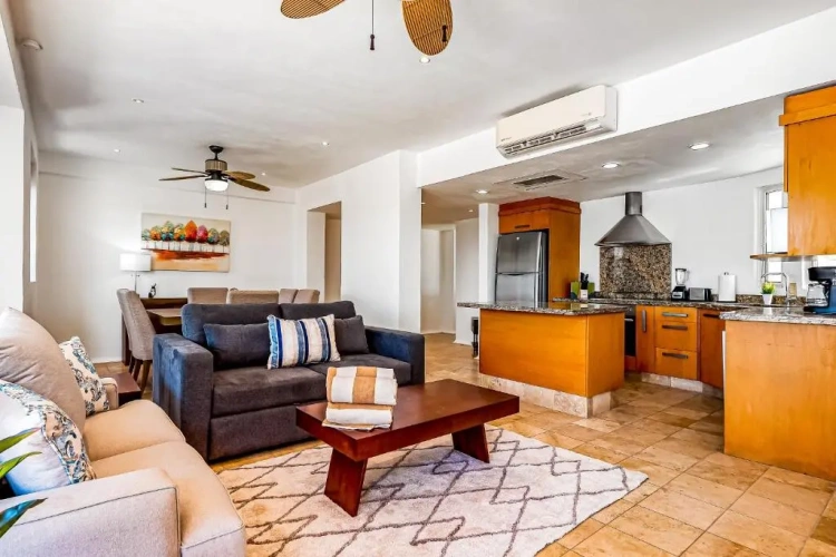 2 Bedrooms Apartment